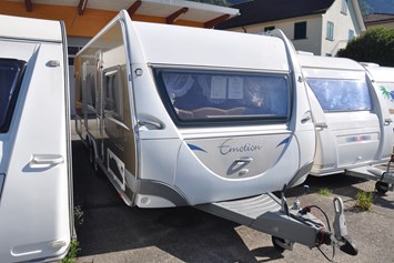 Camper: Occasionswohnwagen Ausstellung in Weesen - Caravan-Express GmbH