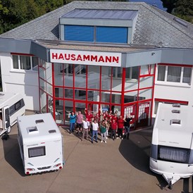 Camper: Unser Team ist gerne für Sie und Ihre Wünsche da! Besuchen Sie uns in Uttwil am Bodensee - Hausammann Caravan