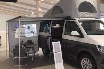 Camper: California Ausstellung - Shop - Autohaus von Känel AG