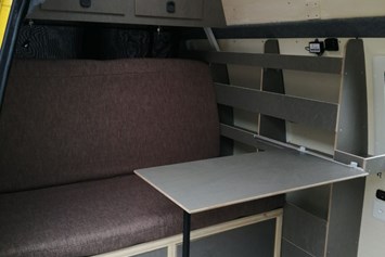 Camper: Thymen's Bus-Werkstatt